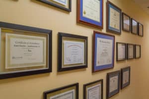 award diploma wall